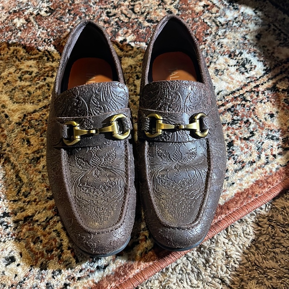 Tallia leather loafer